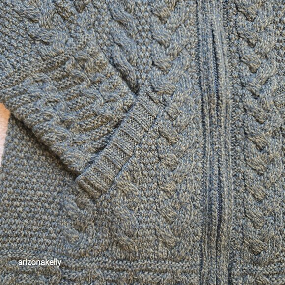 NWT Aran Crafts Merino Cable Knit Hoodie Sweater Jacket Small Ireland - Picture 8 of 10